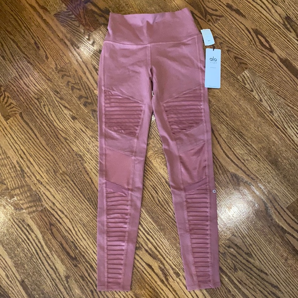 ALO Yoga Leggings